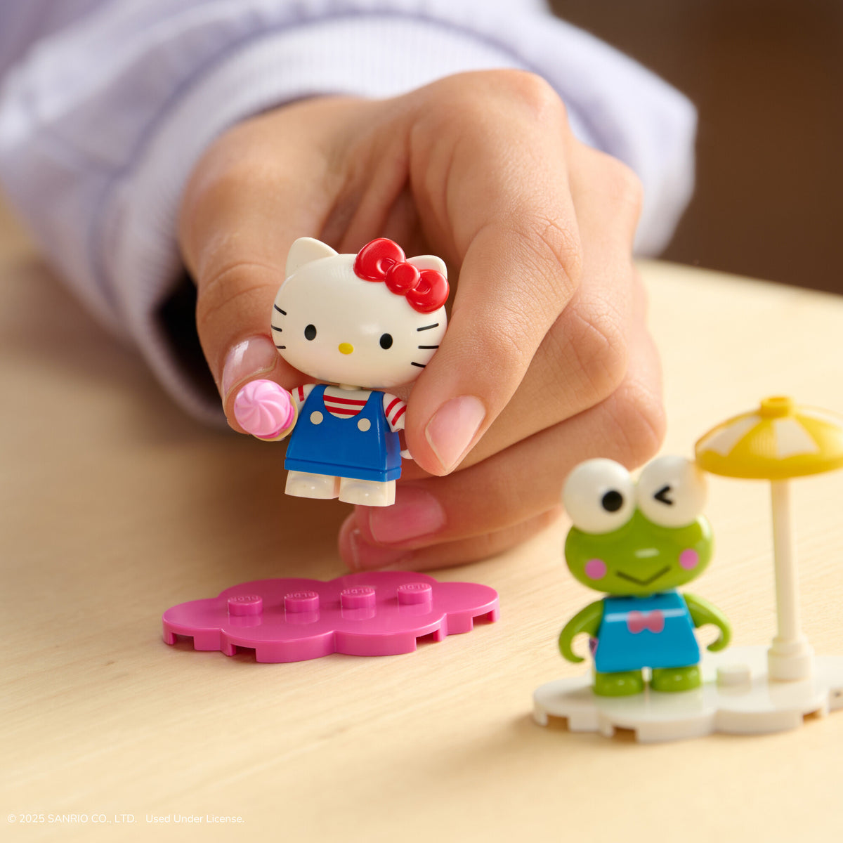Hello Kitty and Friends Minifigures 6-Pack