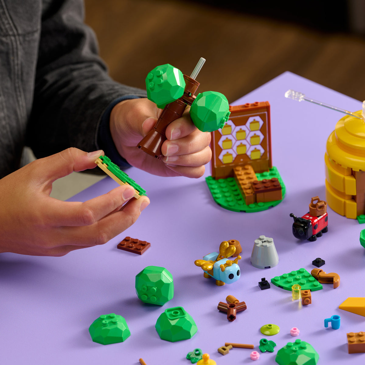 Adopt Me Coffee Shop Building Set