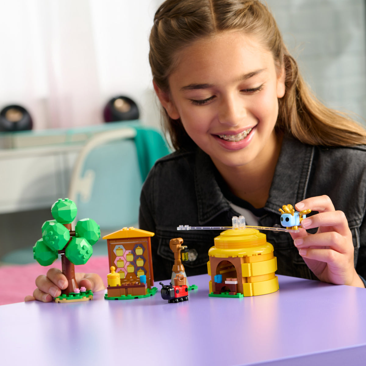 Adopt Me Coffee Shop Building Set