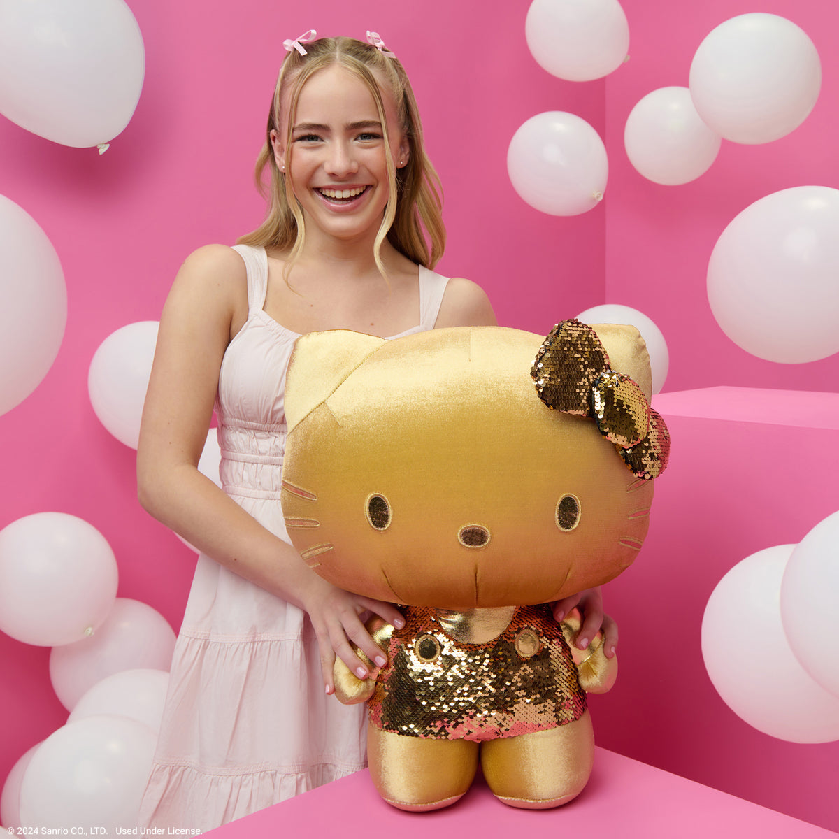 Hello Kitty and Friends Ultra-Premier 24-Inch Hello Kitty X-Large Plush - Limited Edition